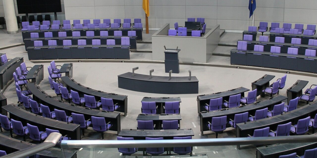 Bundestag: Gauland und die monströse Ignoranz
