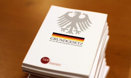 Aufgabe des Grundgesetzes